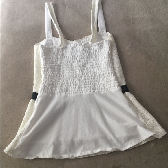 ❌SOLD❌ Aerie peplum top - Picture 6 of 7